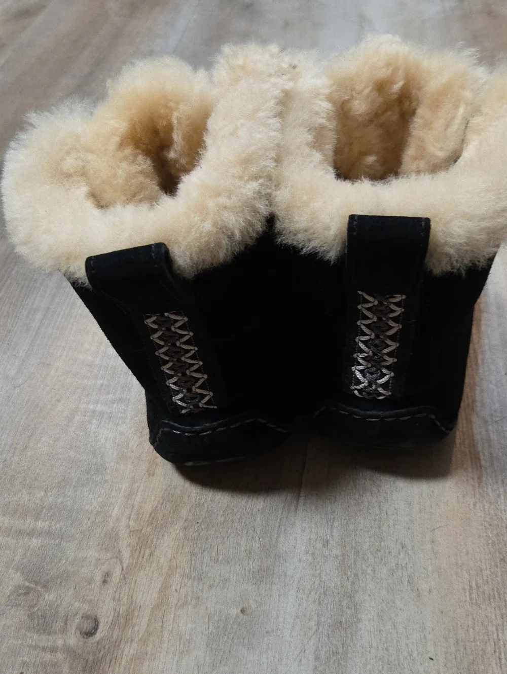 Ugg Women's Chickaree Boot..7